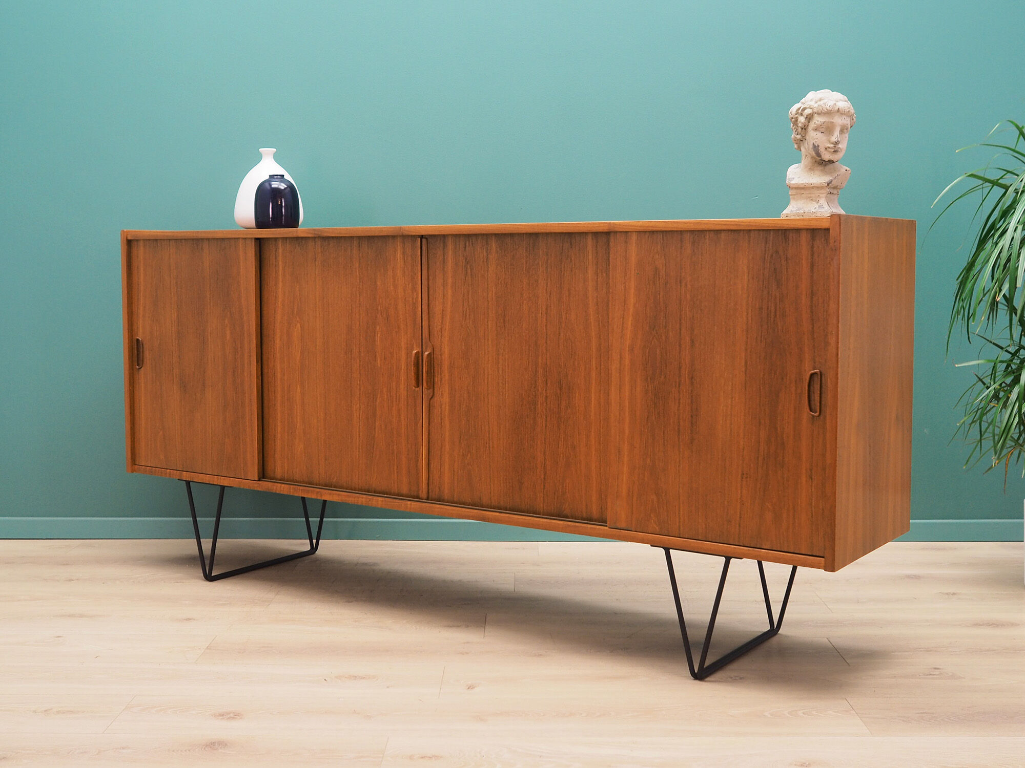 Sideboard teak, Danish design, 70's