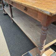 Table de drapier, meuble d'atelier