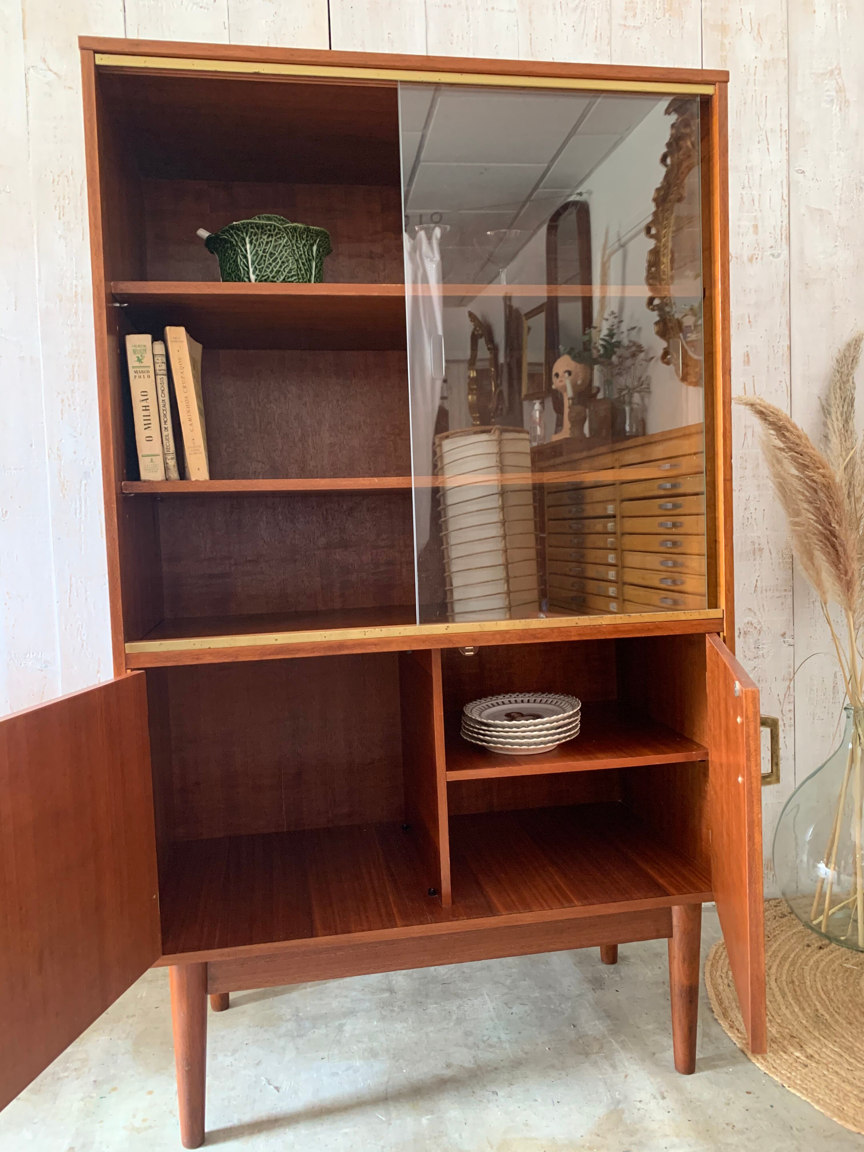Vitrine vintage