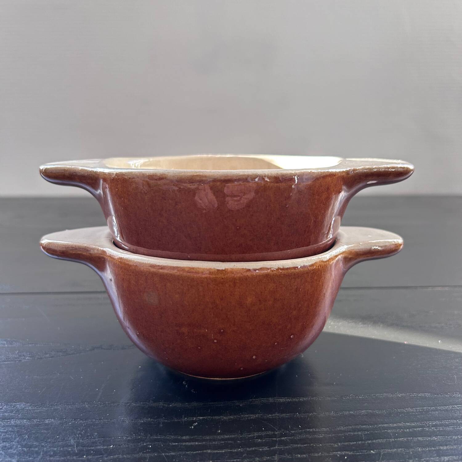Pair of ear bowls