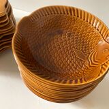 Fish service Sarreguemines vintage honey, 22 plates in total, hollow and flat