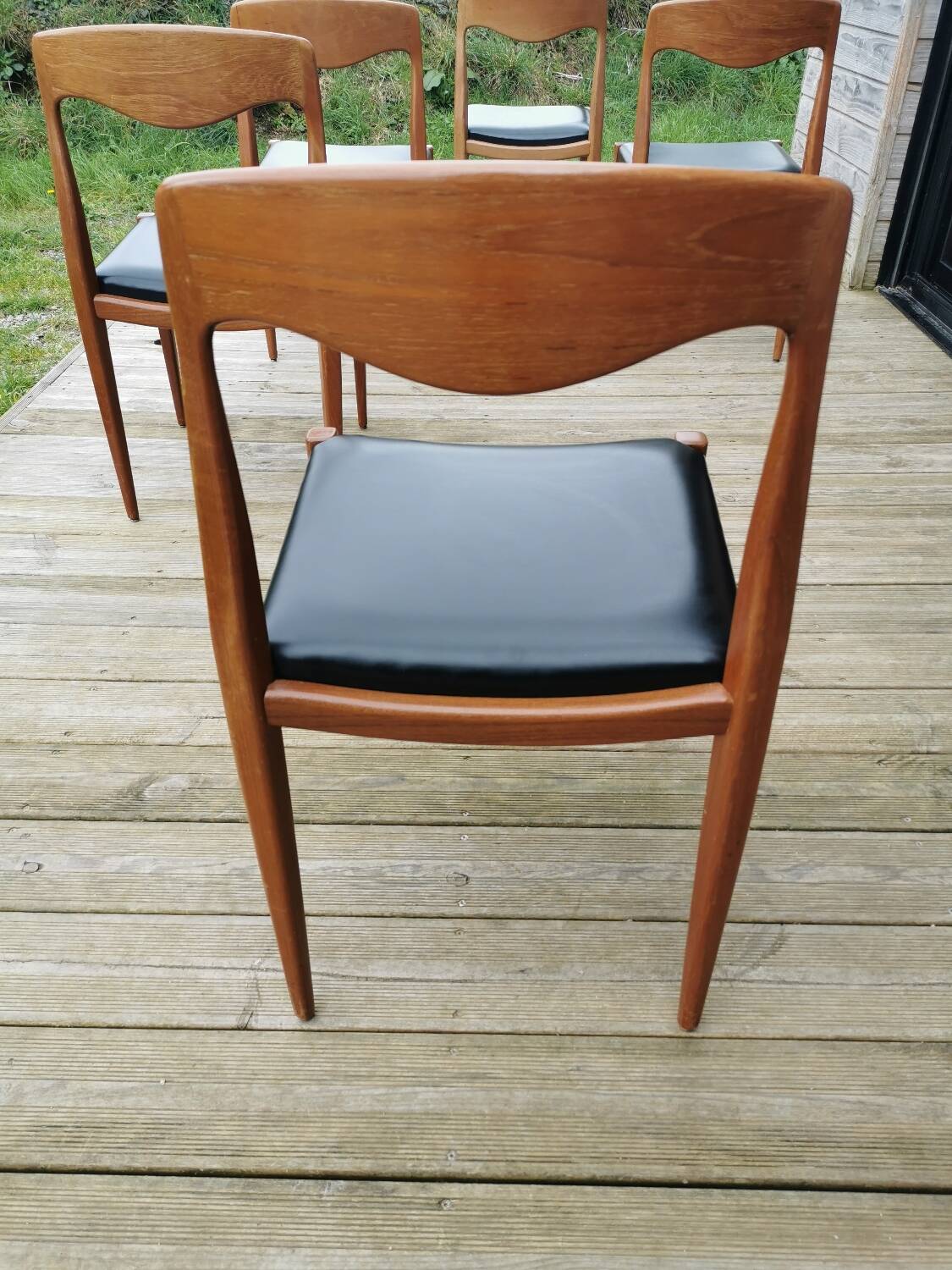 Lot de 5 chaises style Niels Otto Moller