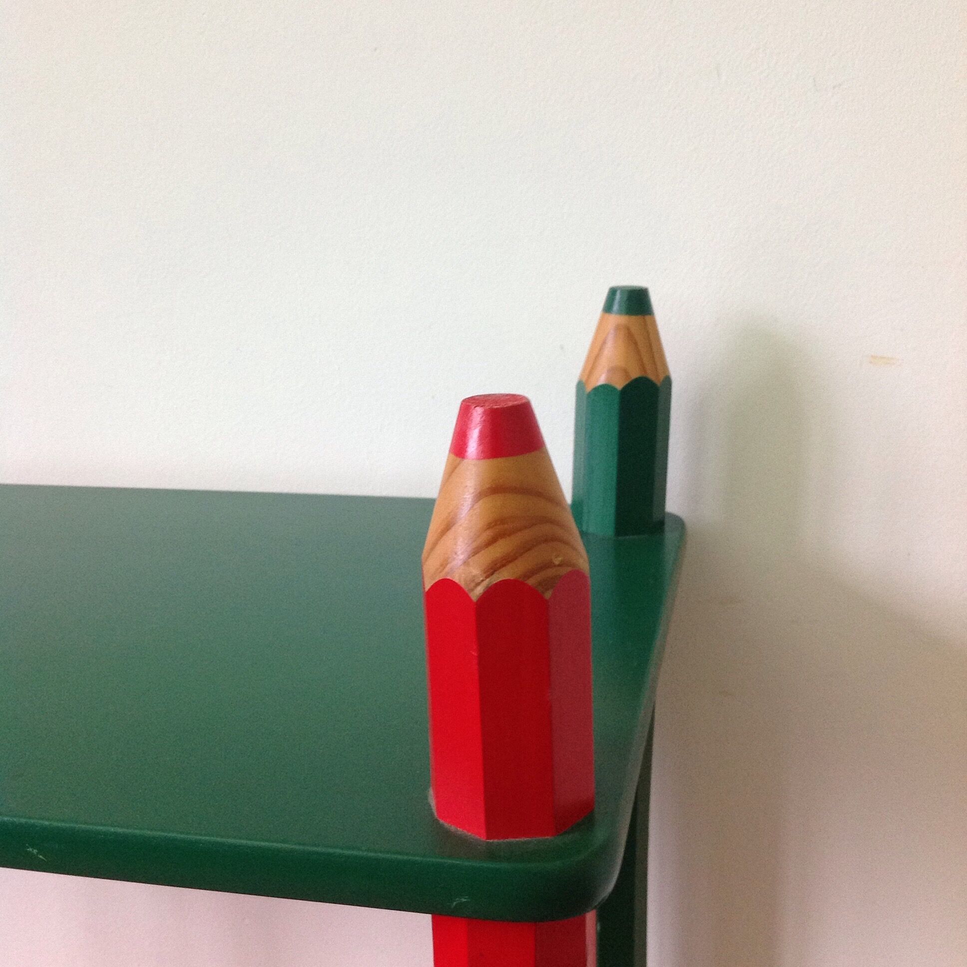 Etagère crayons années 80