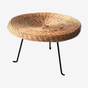 Braid wicker side table