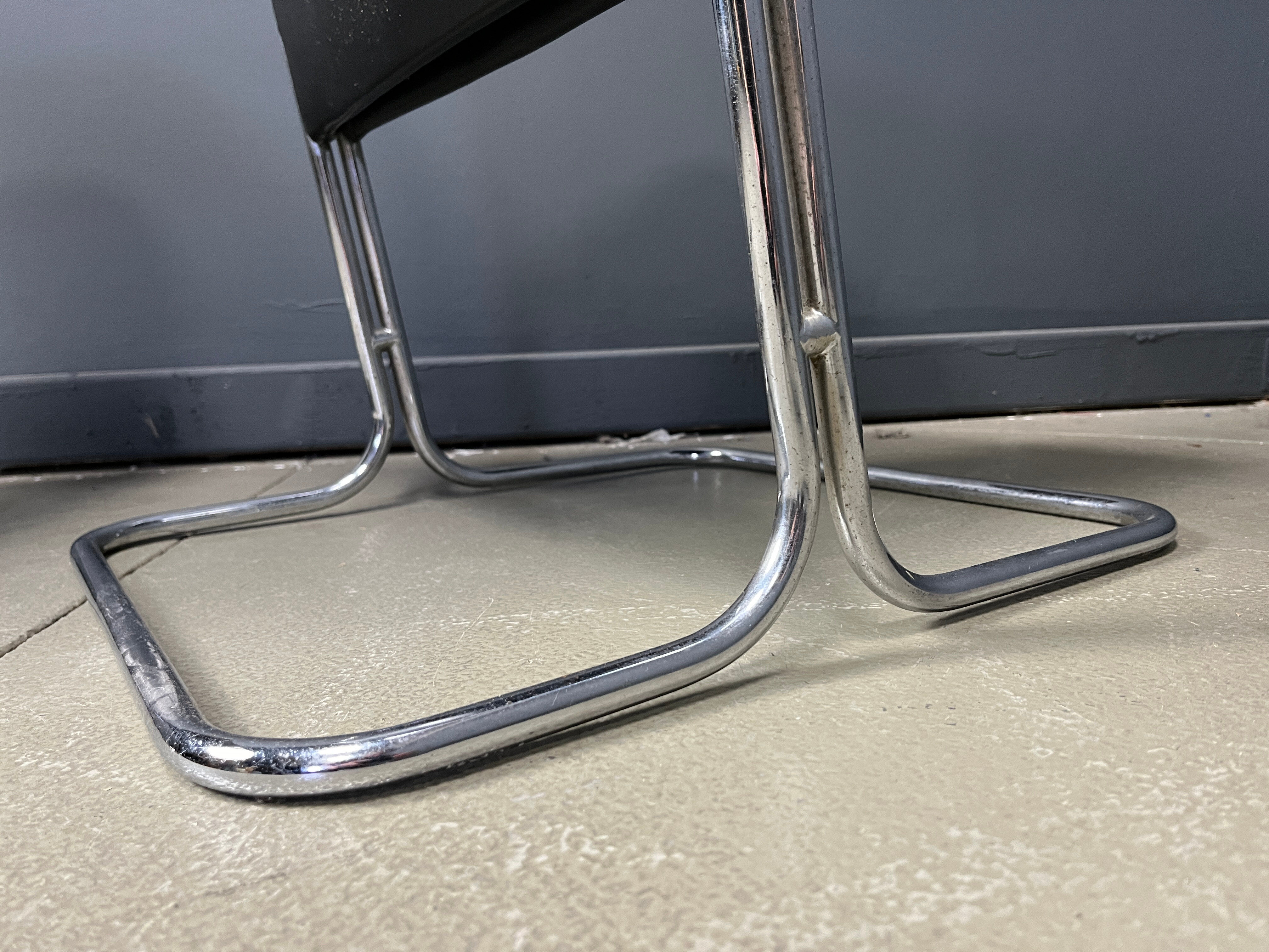 Set of 8 Calla chairs by Antonio Ari Colombo dining chairs, 1970s