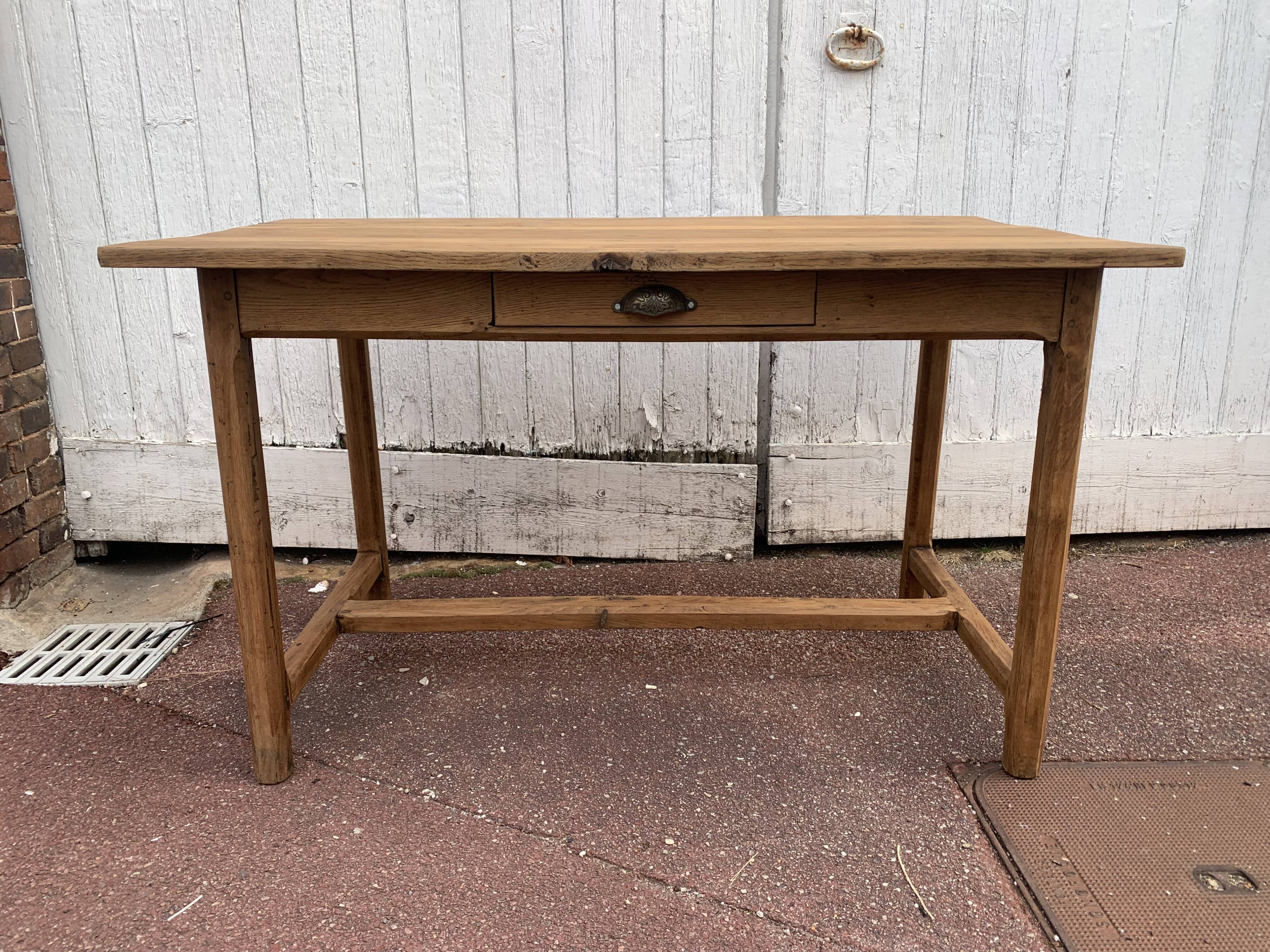 Farmhouse table 1 oak drawer