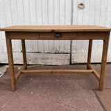Farmhouse table 1 oak drawer