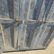 Wooden wardrobe with 3 doors
