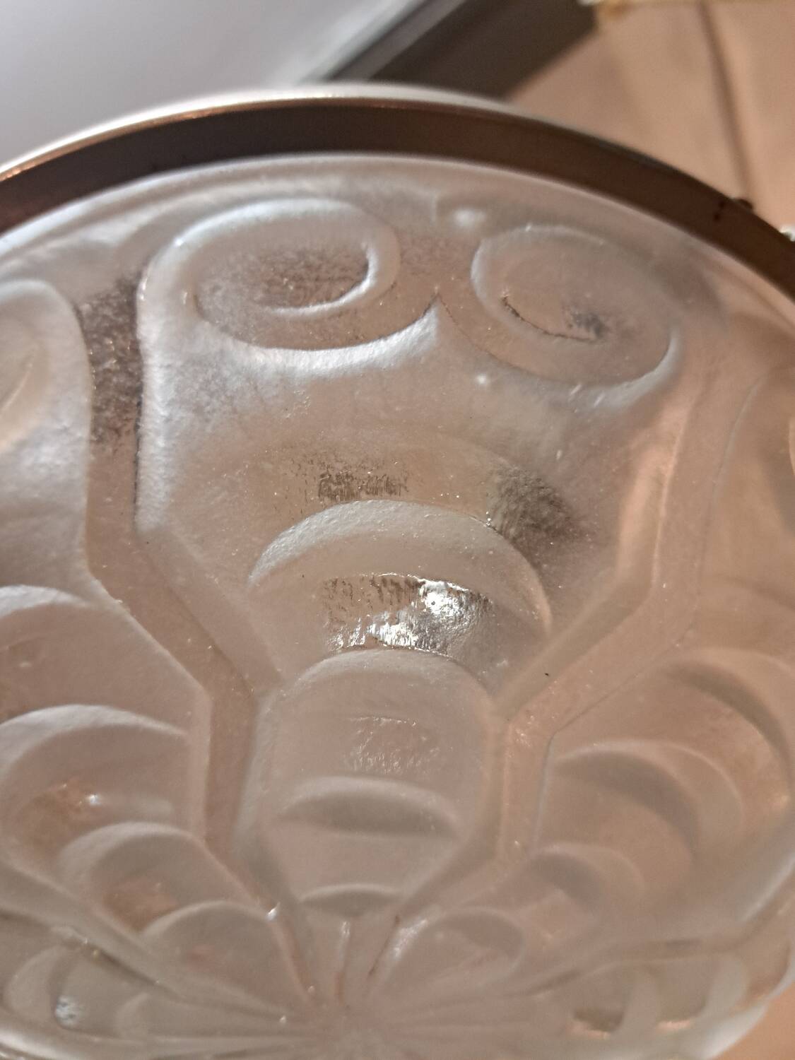 Molded glass basin pendant light