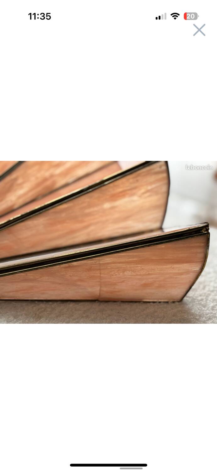 Art deco fan wall light