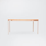 Table modèle 'Academy table' de Poul Kjærholm