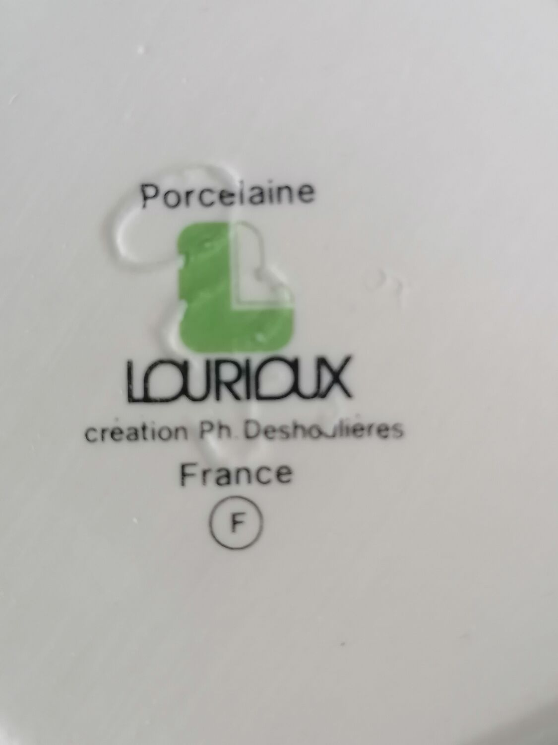 Lourioux porcelain jam jar signed Philippe Desportes