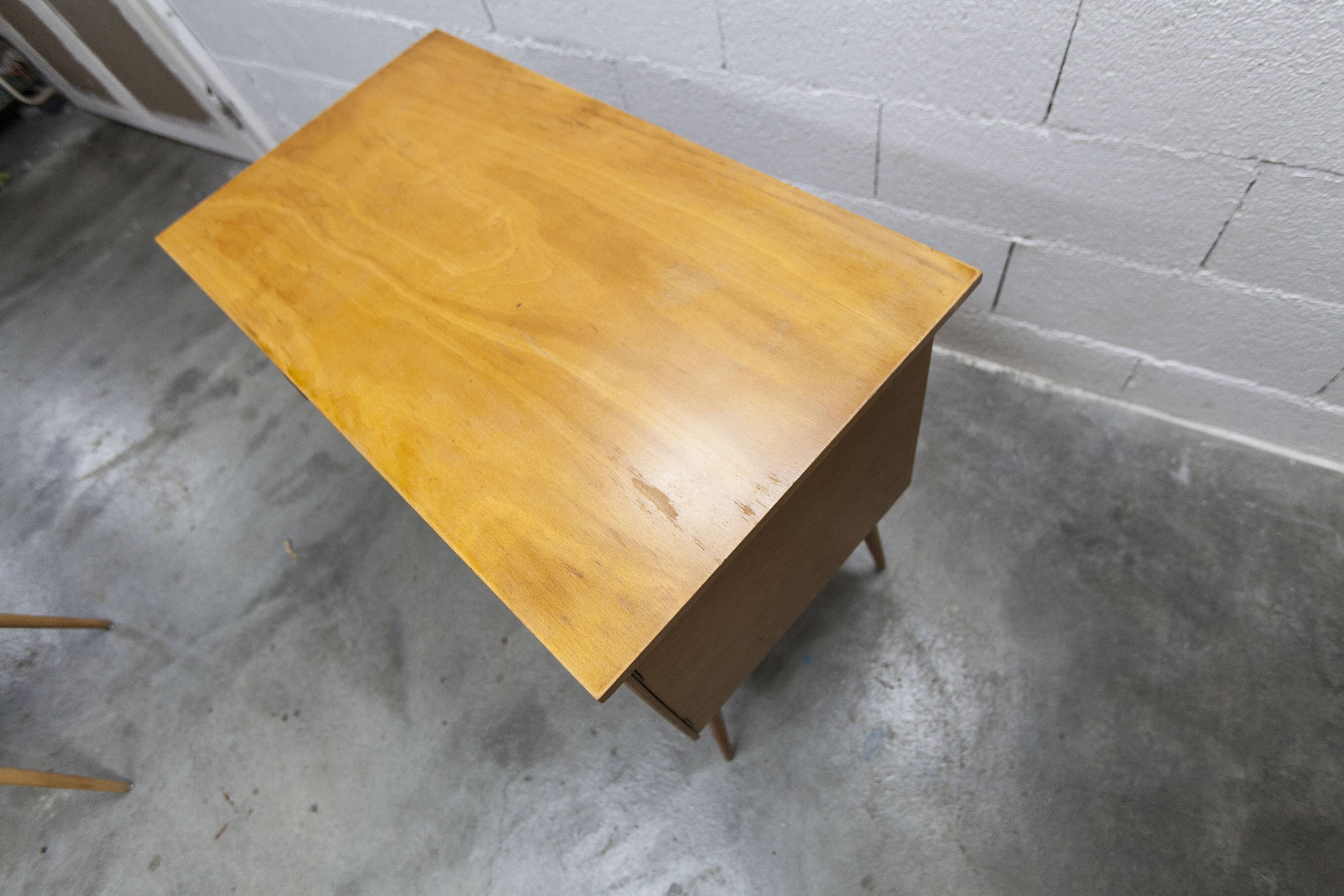 Ensemble bureau et chaise "Oeil" Baumann 1960