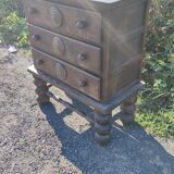 Oak chest of drawers circa 1940