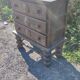 Commode en chêne vers 1940