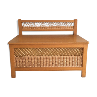 Coffre en bois et rotin
