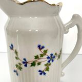Pot à lait au décor de barbeaux