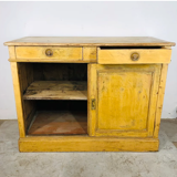 Old buffet