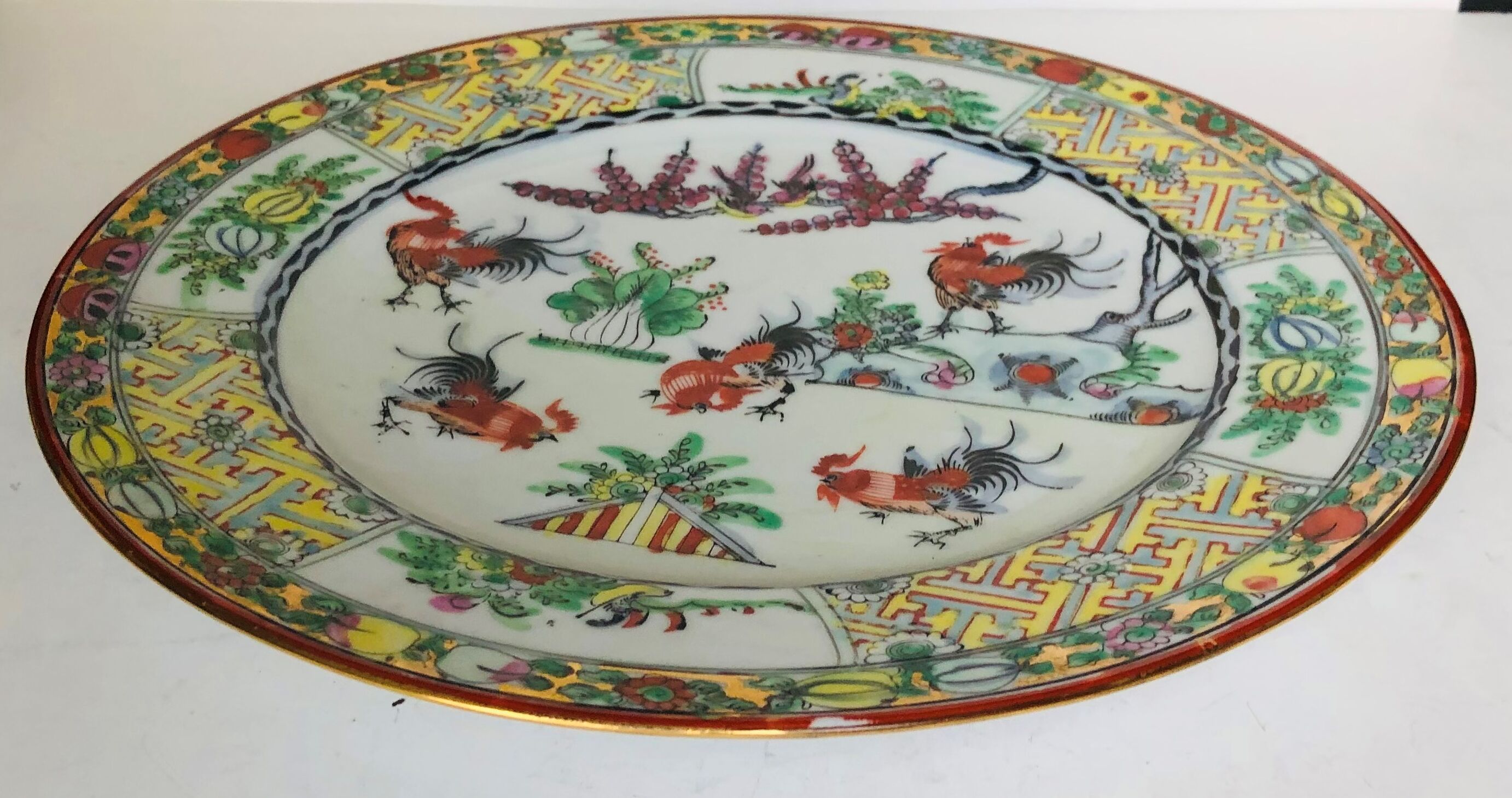 Antique plate in Chinese porcelain