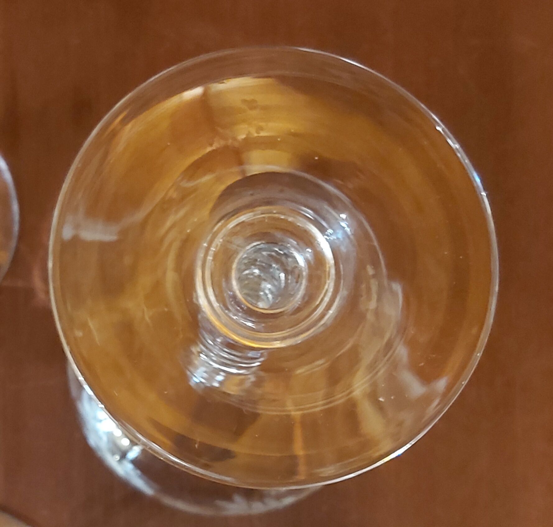 5 glasses of Champagne crystalline cut glass