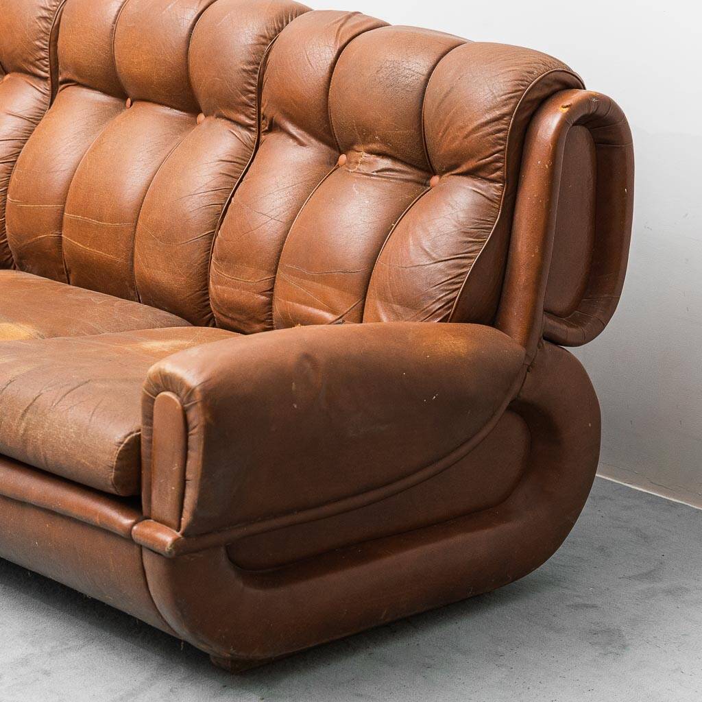 Canapé en cuir marron vintage 3 places des années 1970 modernisme
