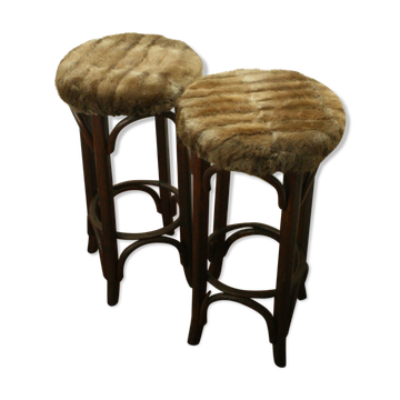 Deux tabourets de barre en bois plié vintage