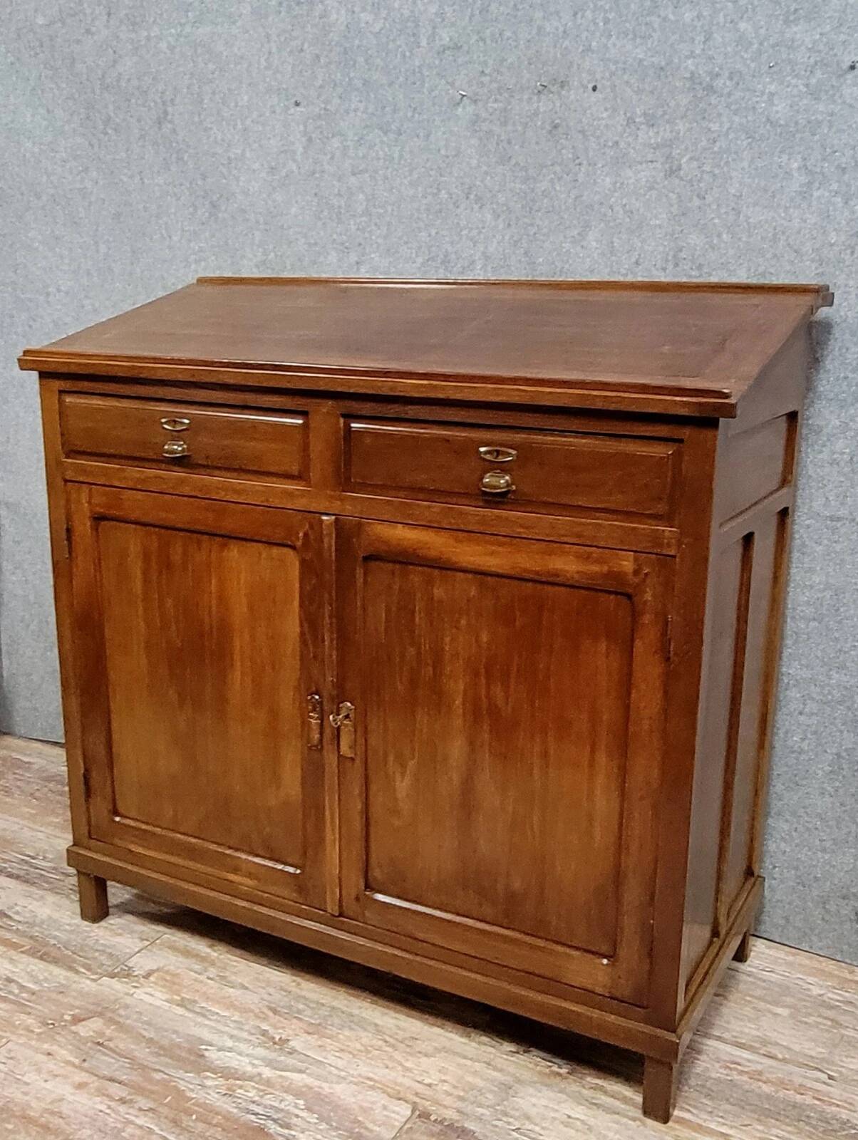 Trade furniture with inclined plane in solid stained beech, late 19th century