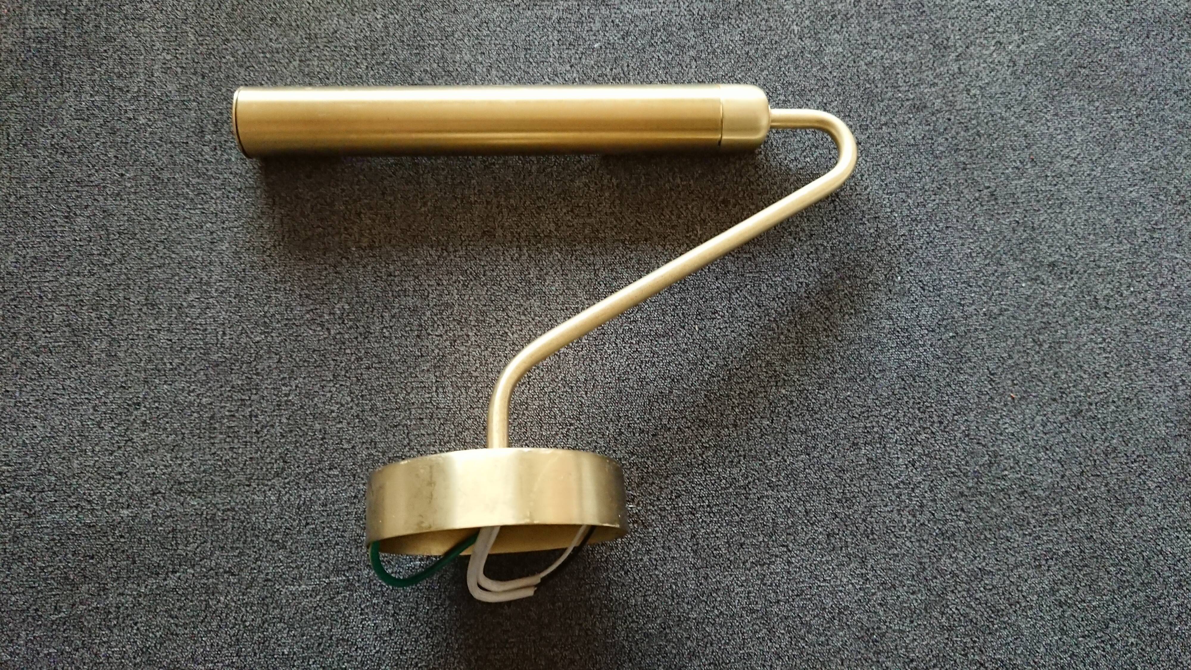 Copper wall lamp for artwork