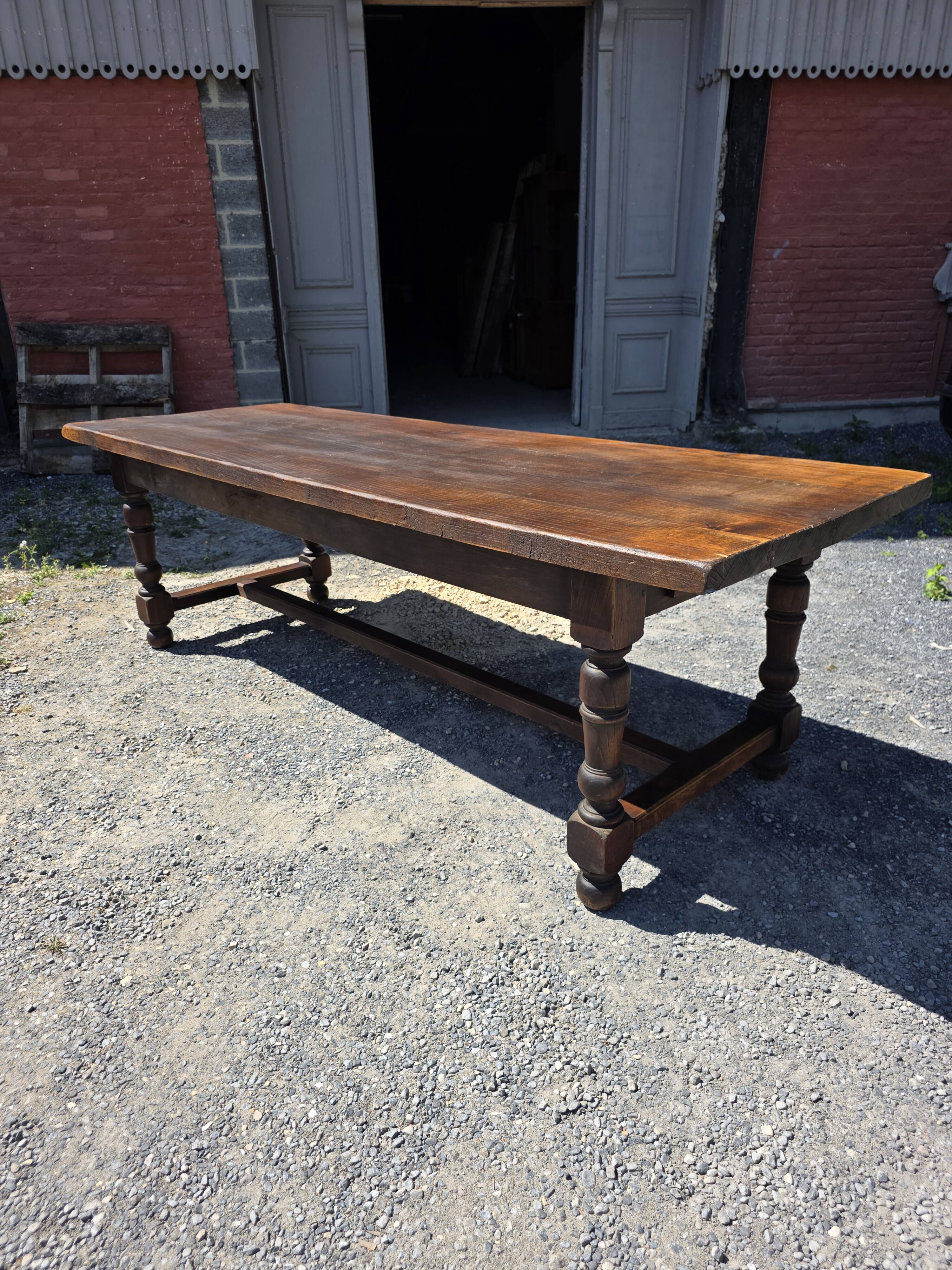 Table de ferme en chêne massif,  250 × 87cm