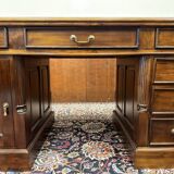 Classic English Chesterfield Desk