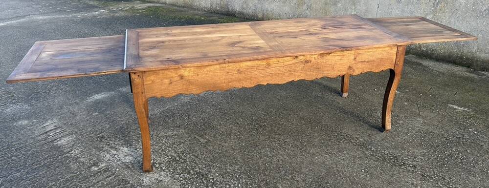 Solid oak farmhouse table, one drawer, vintage, early 20th century.