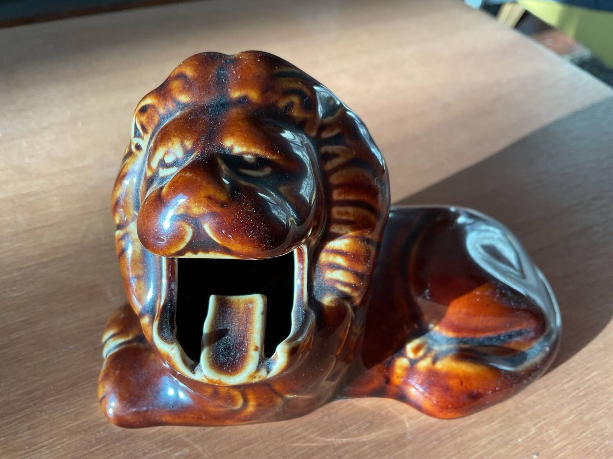 Cendrier lion vintage