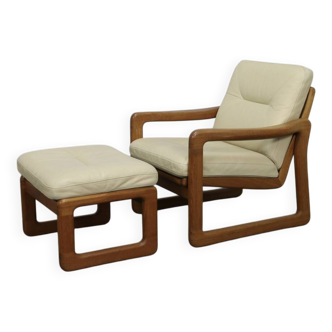 Fauteuil lounge avec ottoman en cuir par Poul Jeppesen pour Holstebro Danemark