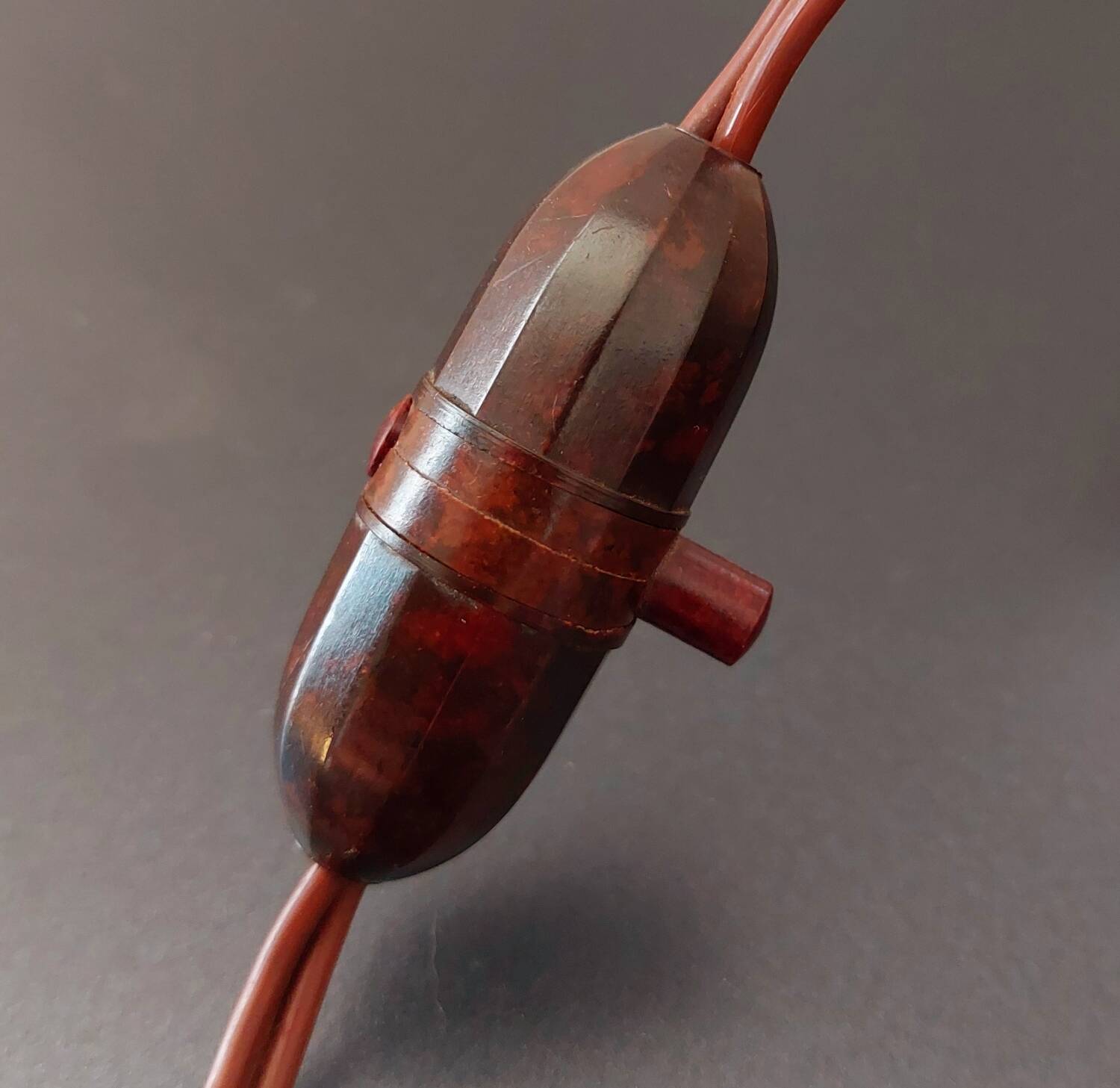 Vintage shell lamp