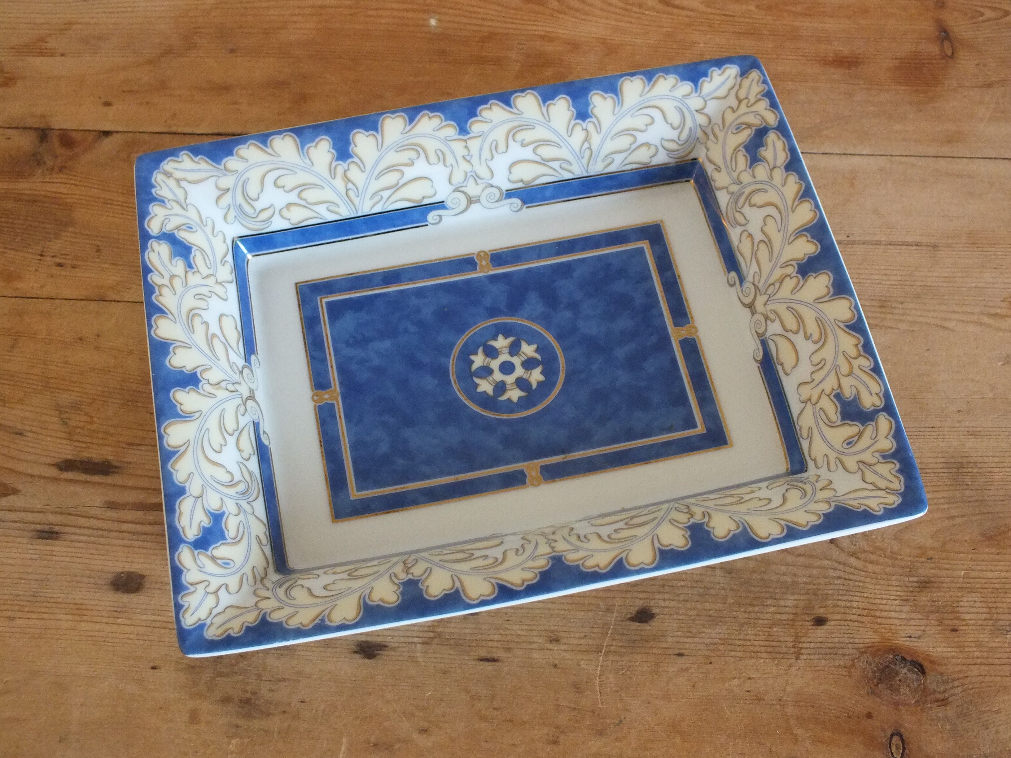 Empty pocket ashtray Christofle porcelain Oceana Blue Aida