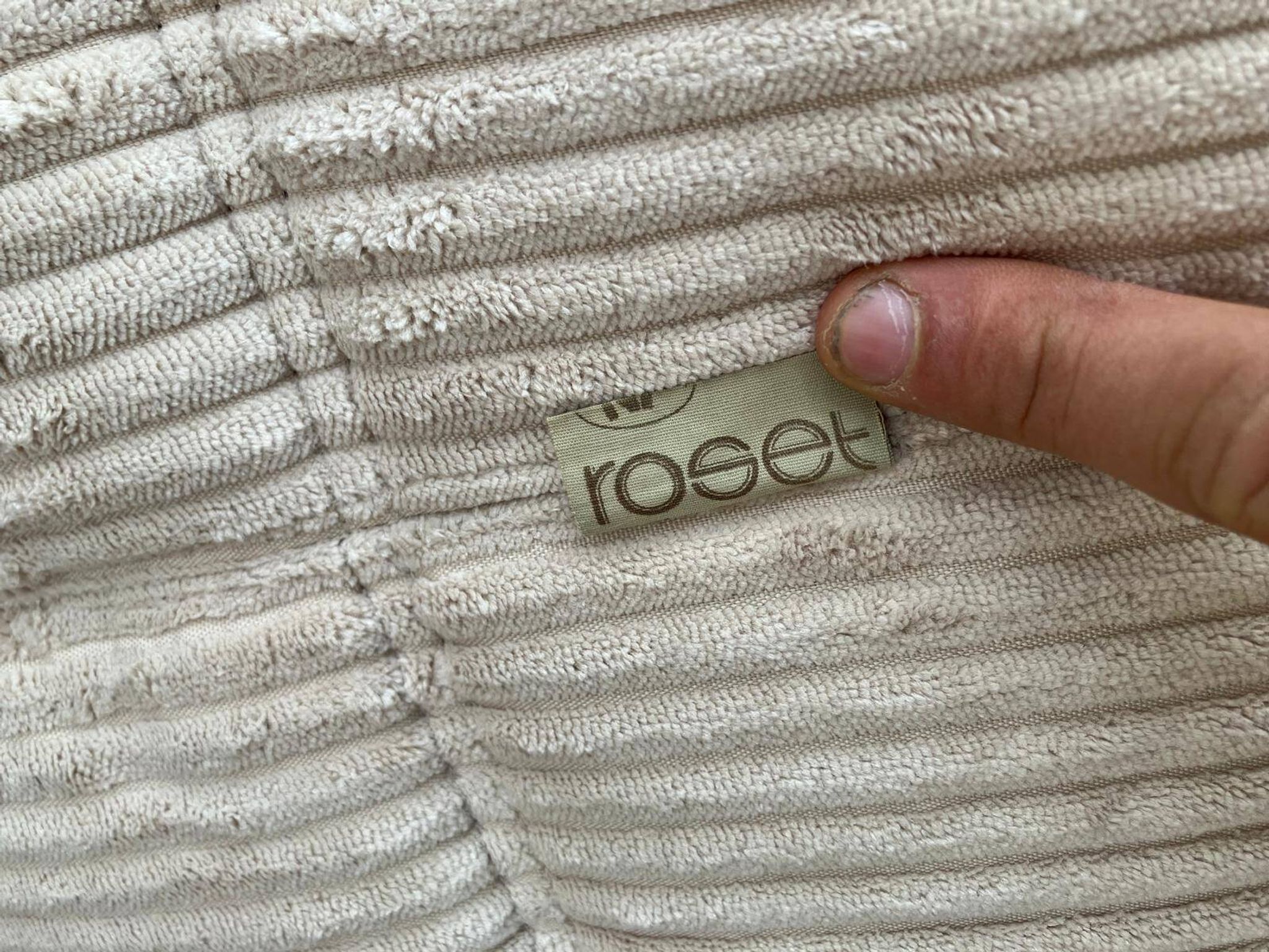 Ligne Roset Kashima 2 places Beige Velours côtelé
