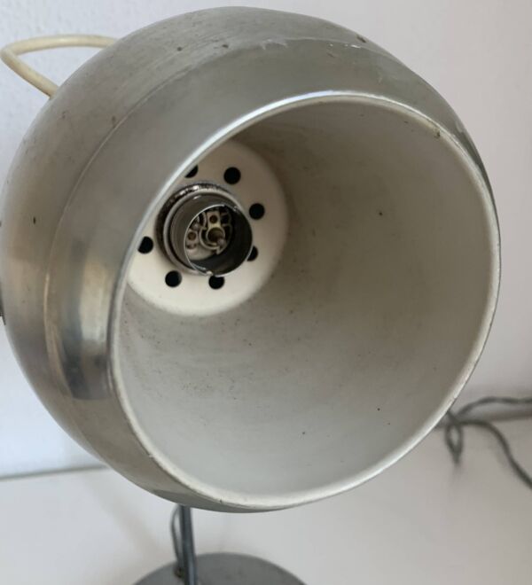 Lampe vintage 1960 de table eyeball acier brossé Aluminor - 34 cm