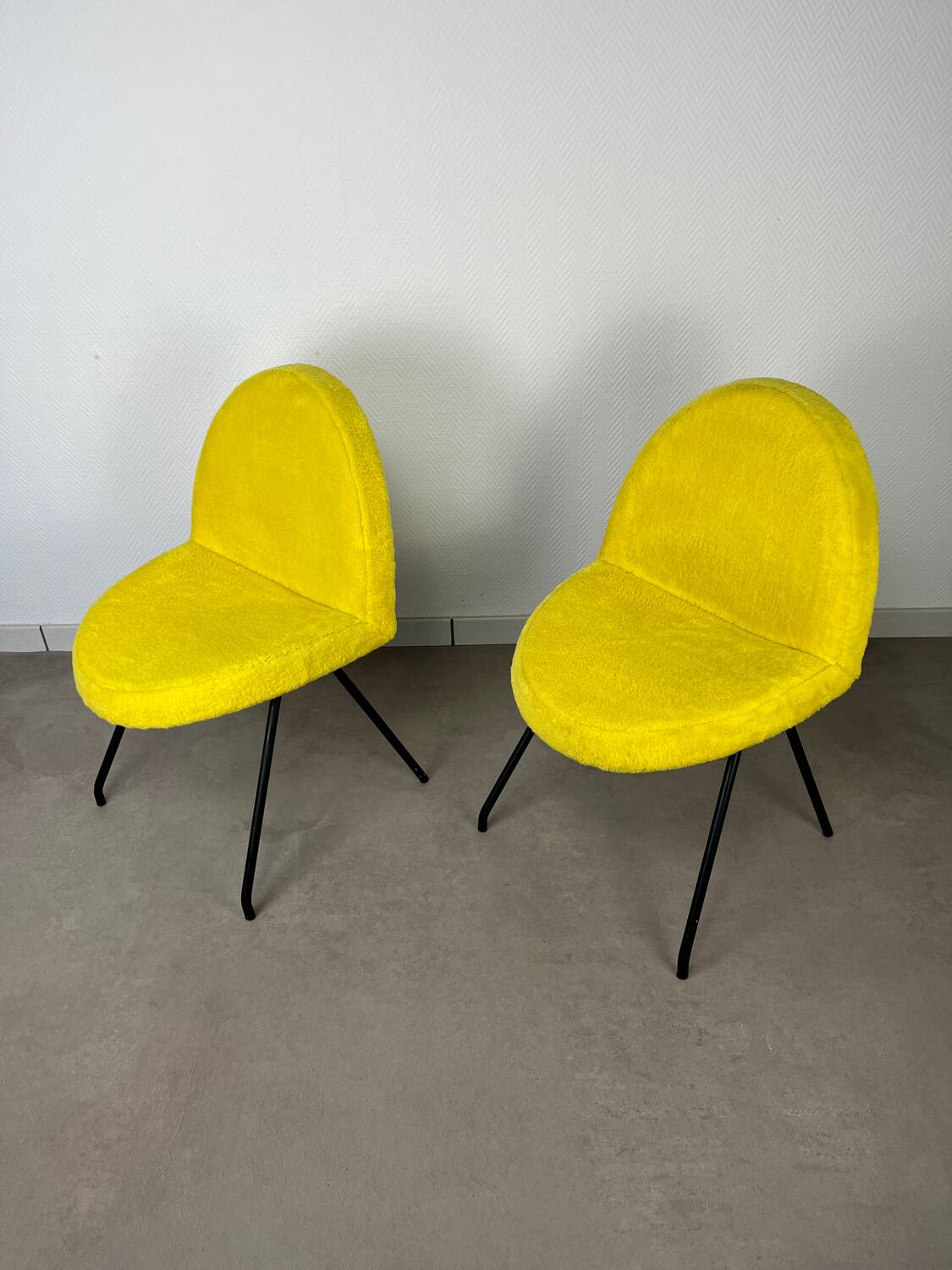 2 chairs 771 by Joseph André Motte for Steiner