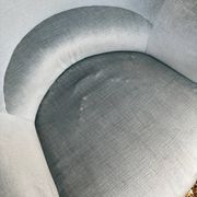 Fauteuil crapaud en velours gris bleu