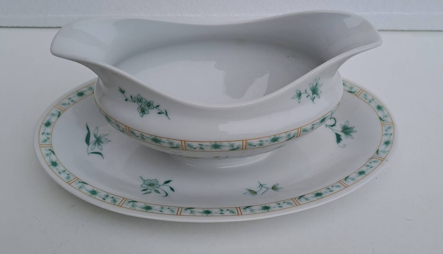 Limoges porcelain gravy boat Bernardaud Beijing model