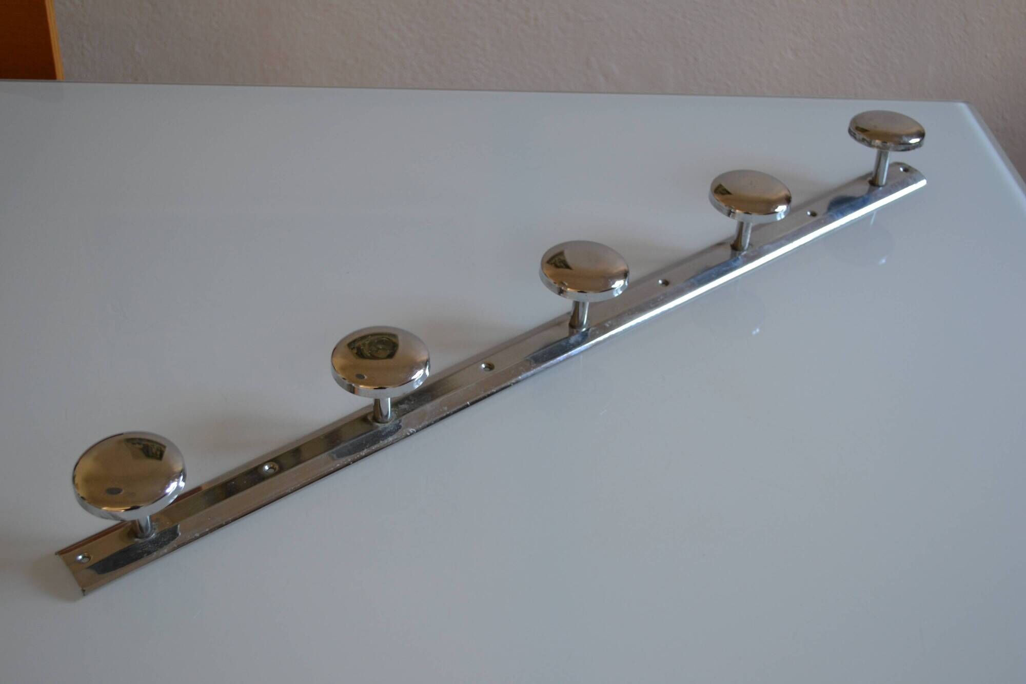 Vintage 80's chrome metal 5-hook wall coat rack