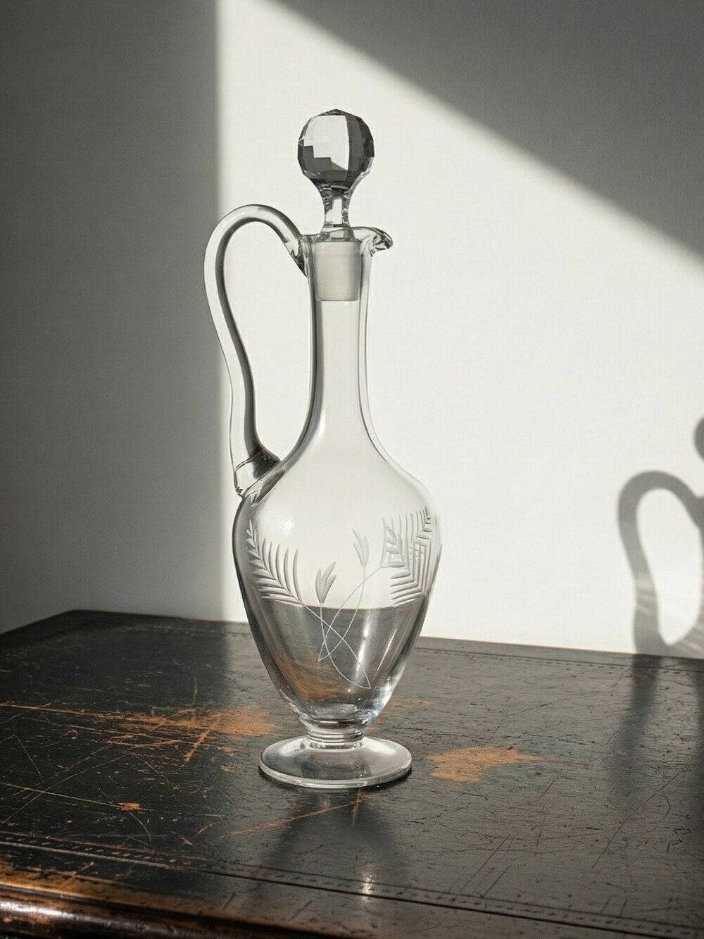 Large antique Belle Époque carafe/ewer from the 1900s-1930s, cut glass