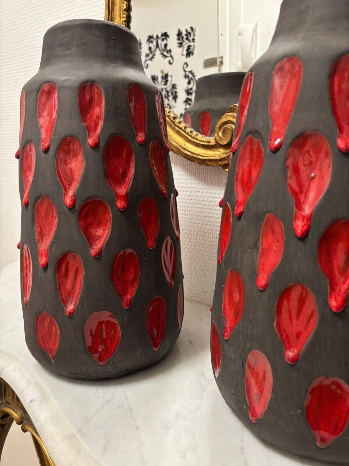 Pair of "drippy" ceramic vases by Tyson LONDON