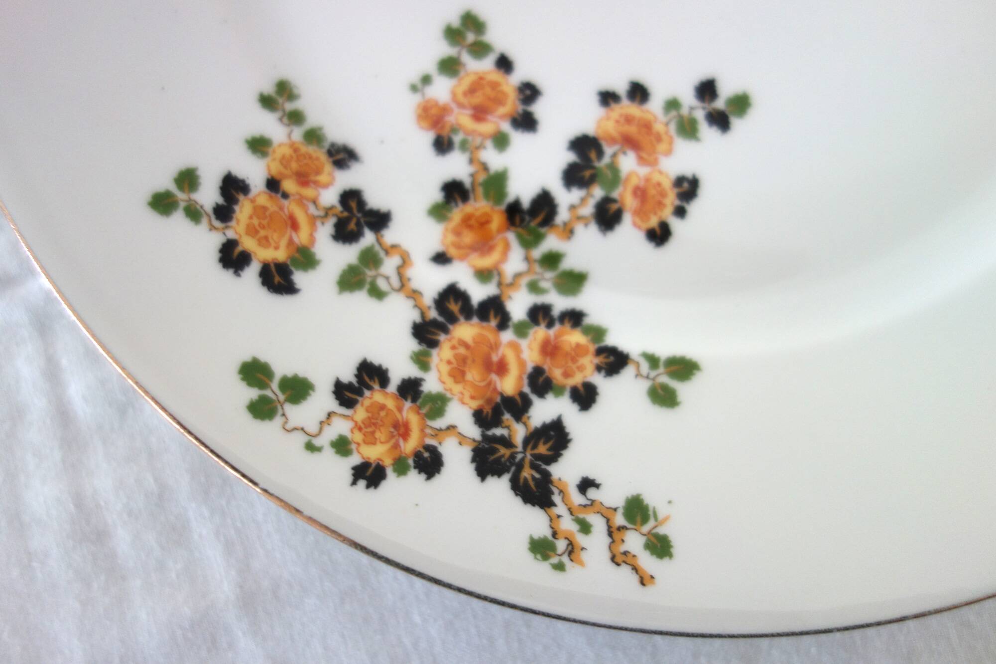 2 dinner plates, soup plates, dessert plates and Legrand Limoges 1920 relish dish