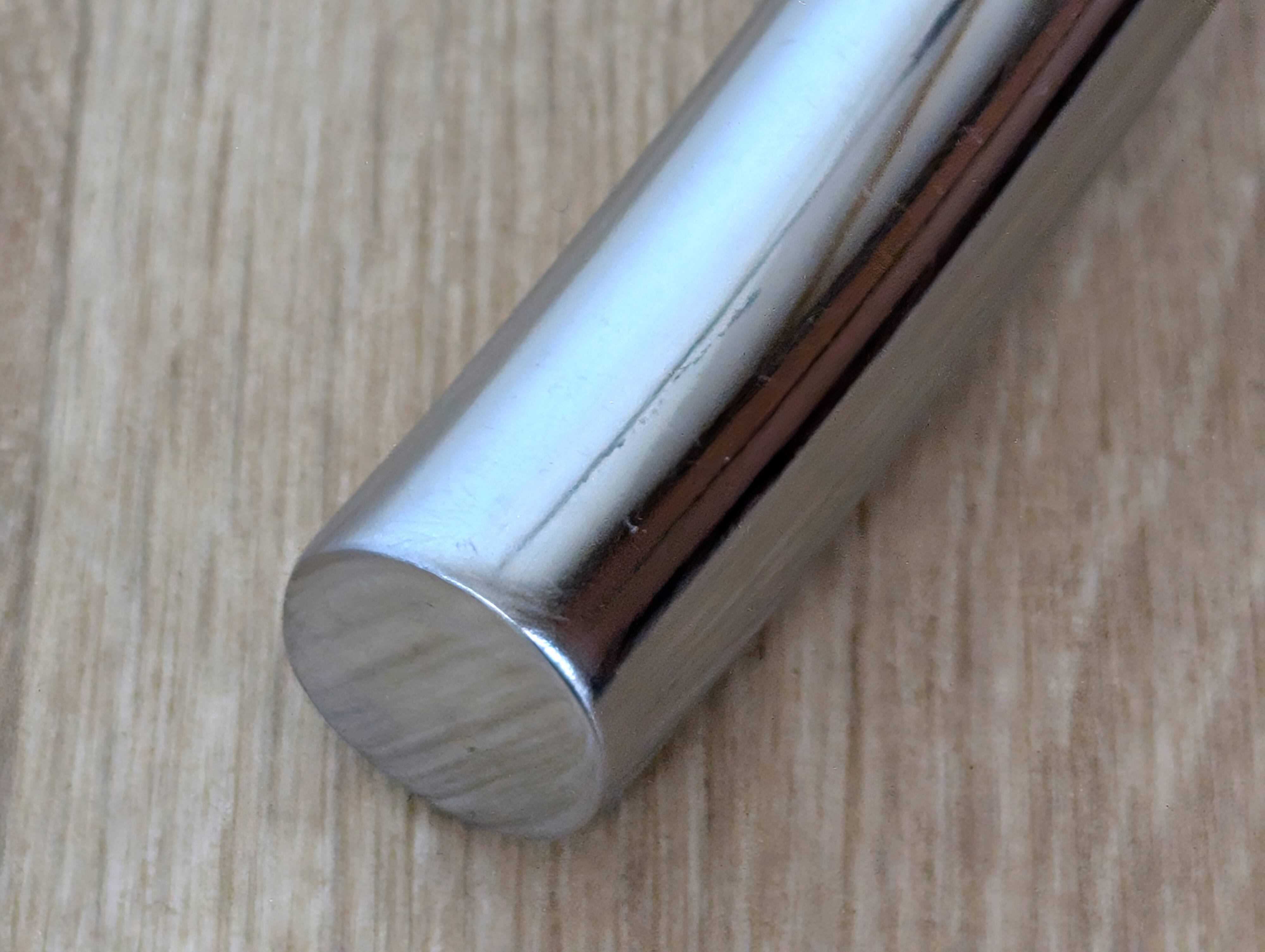 Chrome parrot coat rack