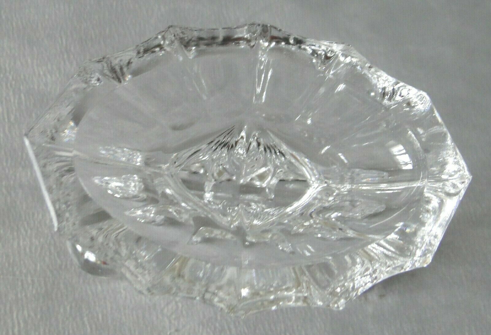Two-pointed transparent glass chandelier