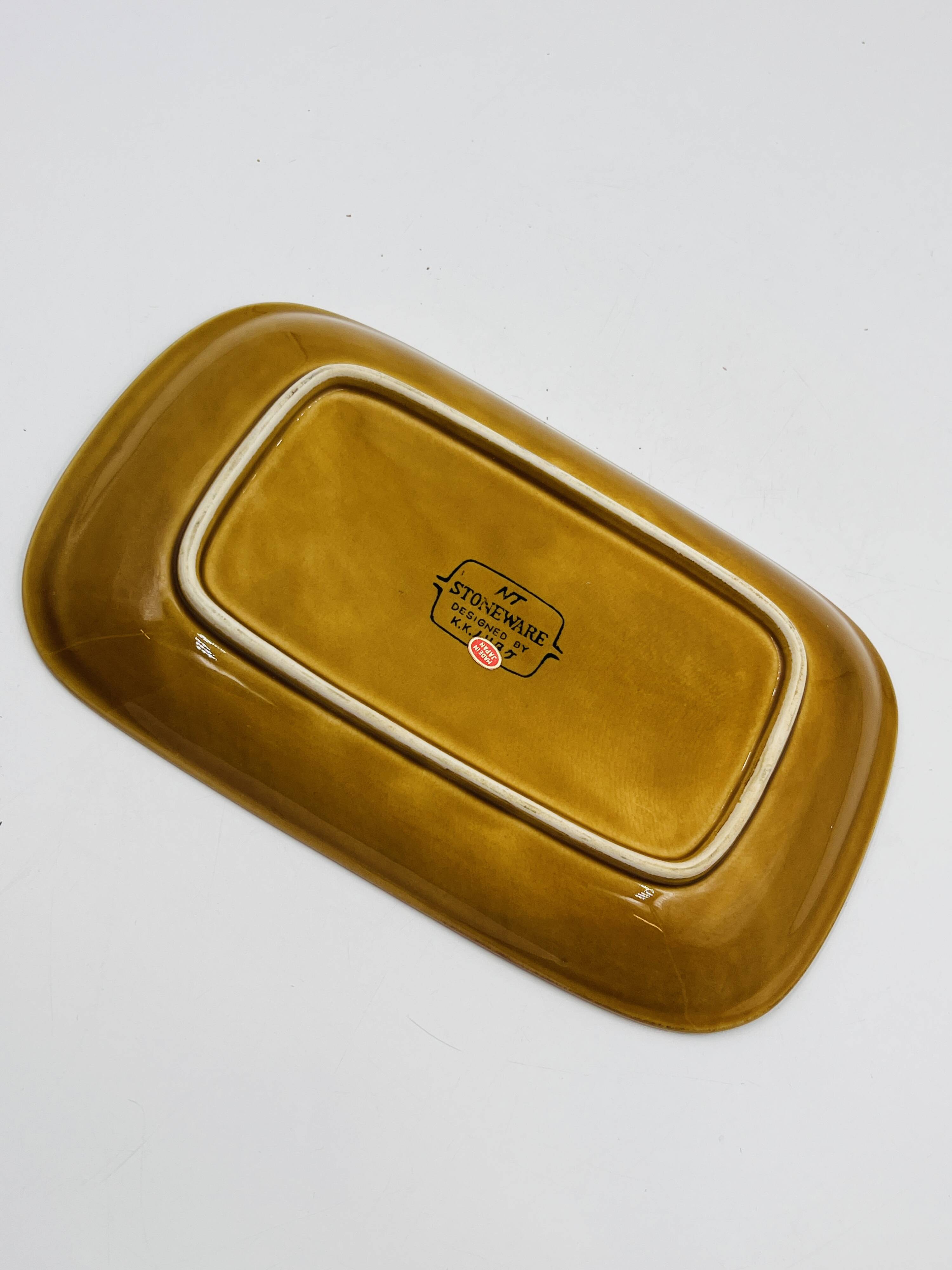 Flat NT stoneware Japan