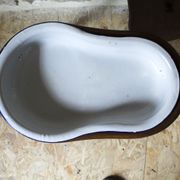 Bidet en bois courbé et métal émaillé
