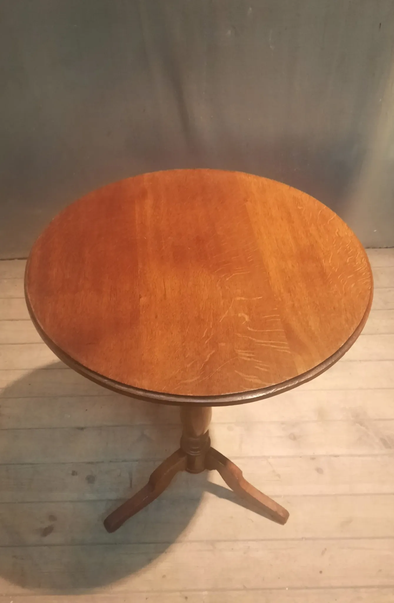 Louis Philippe gueridon in solid oak