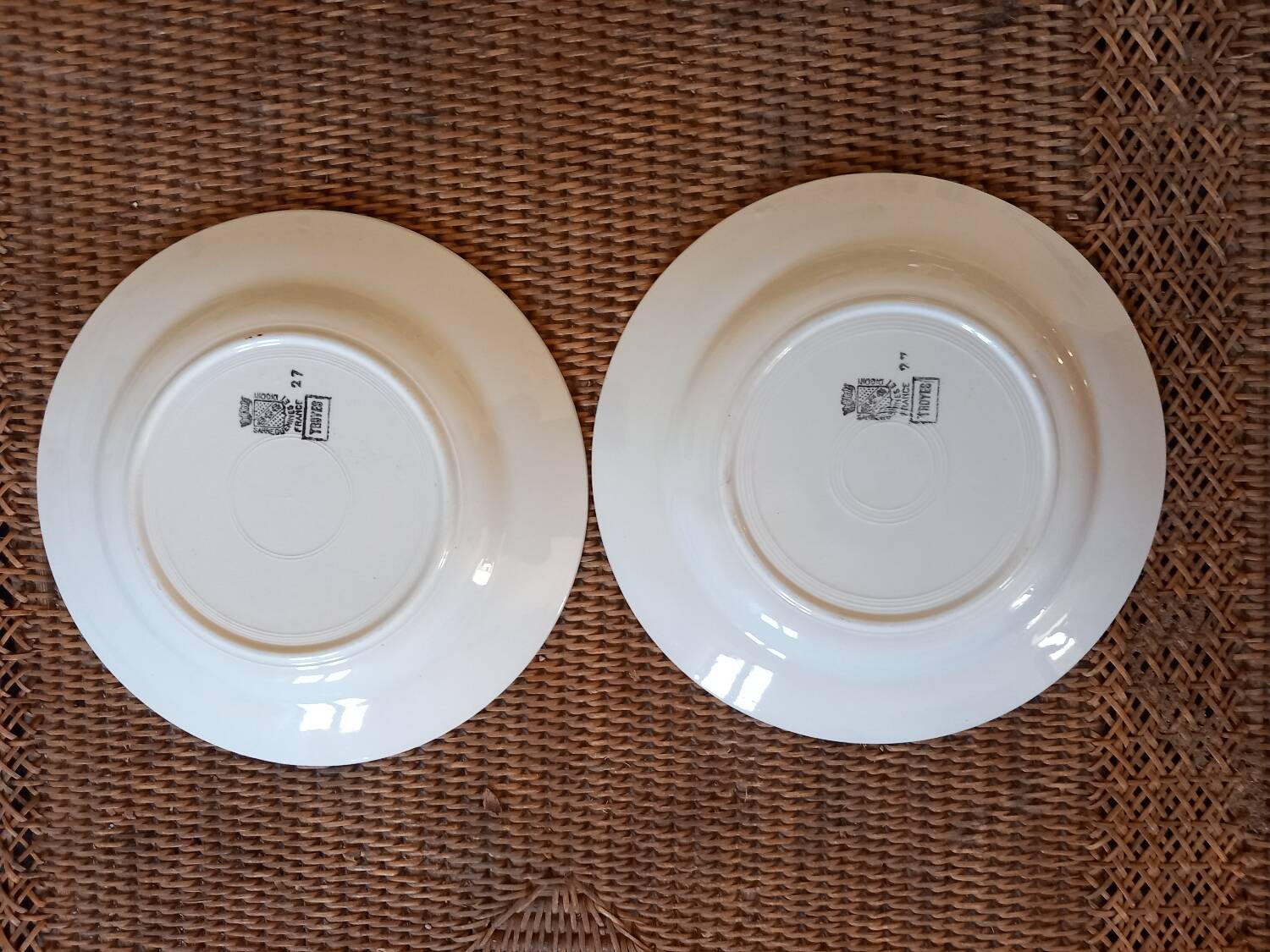 Digoin plates